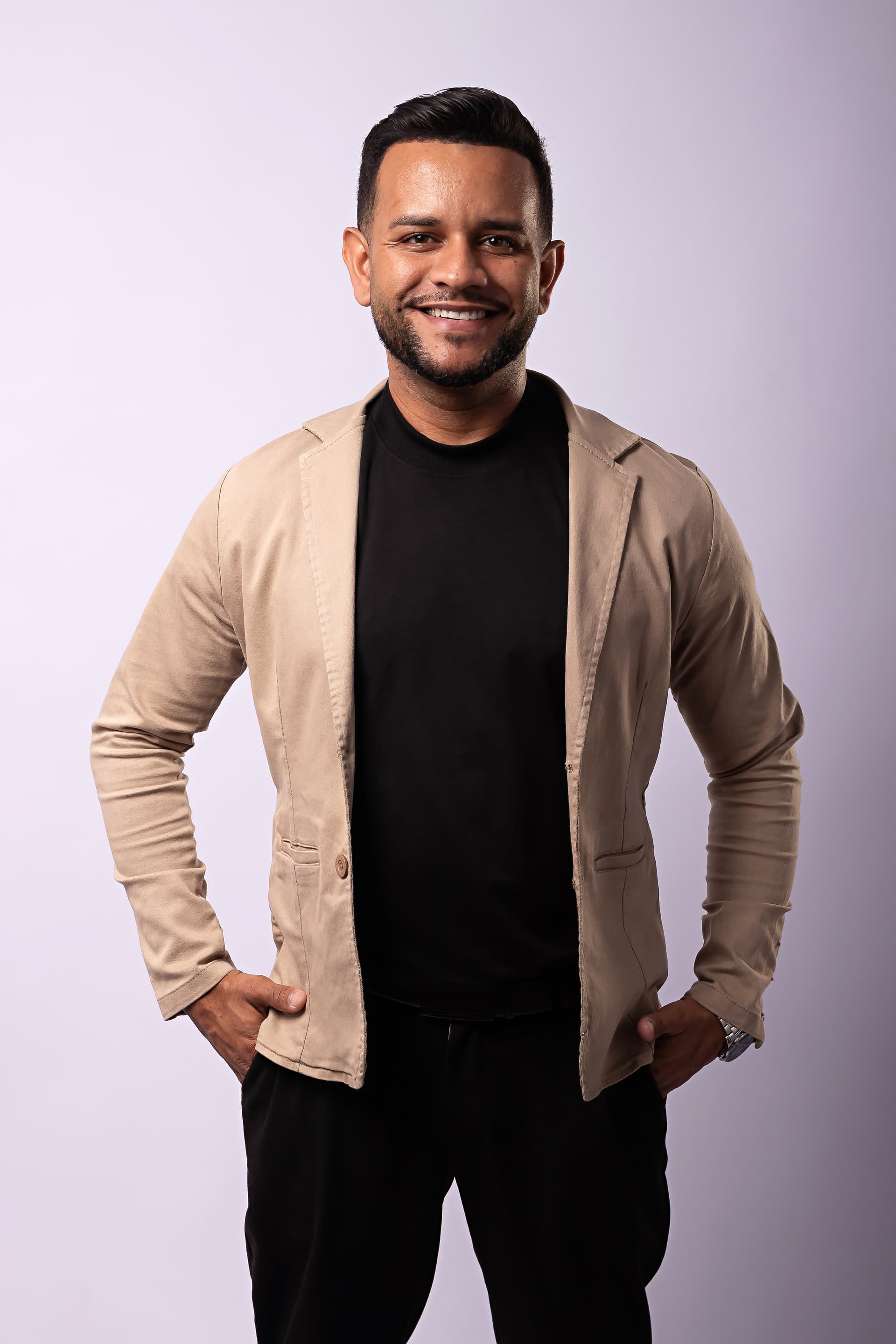 Henrique Silva, Barbeiro, empreendedor e educador do mercado de barbearia
